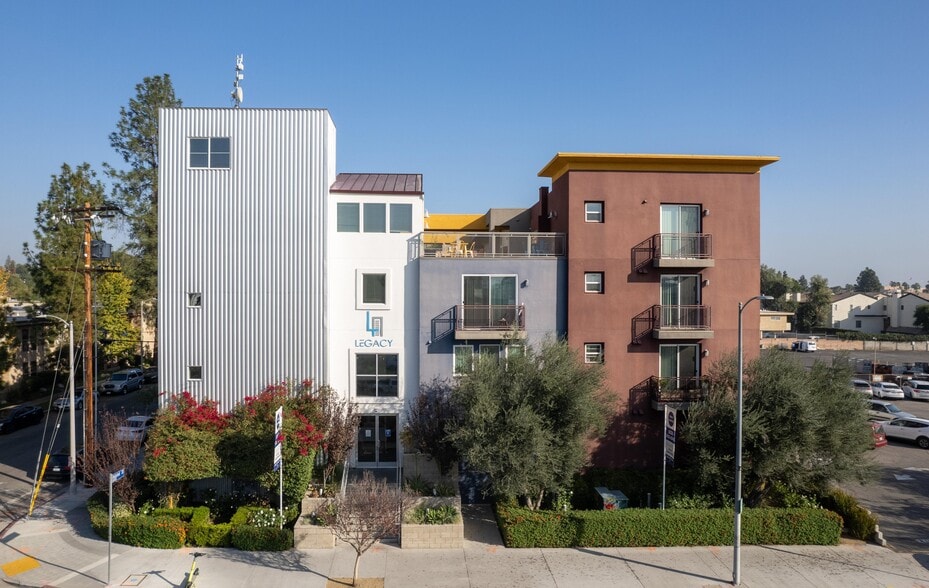 Primary Photo - Legacy Apartments