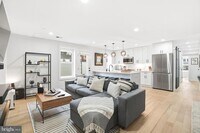 Building Photo - 616 Quebec Place NW