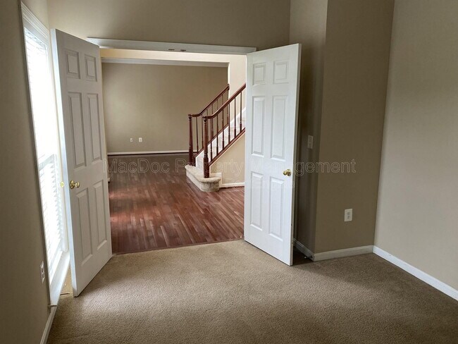 Building Photo - 121 Riggs Rd