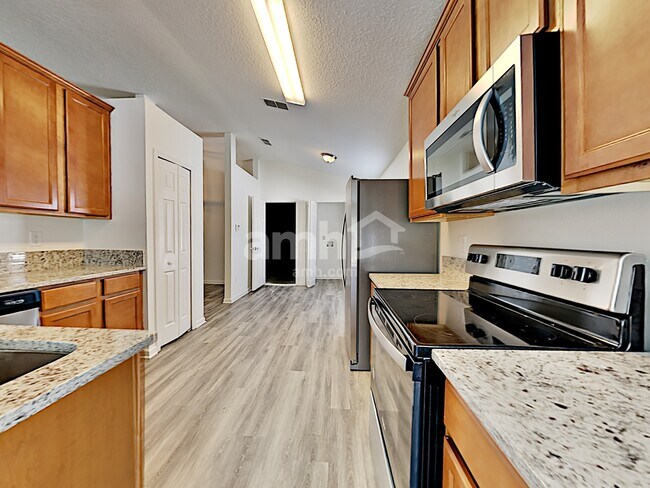 Building Photo - 11413 Riverstone Way