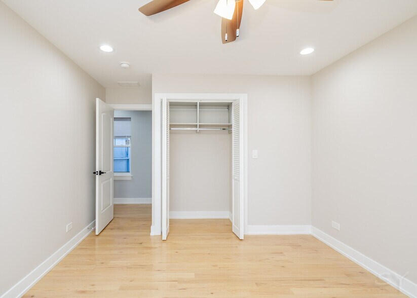 Building Photo - 6126 S Eberhart Ave