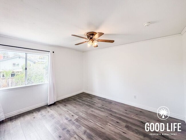 Building Photo - 10056 Riverhead Dr