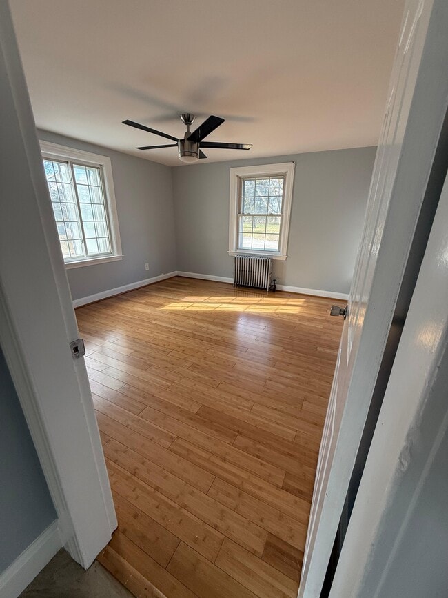 Building Photo - 40 Sundance St