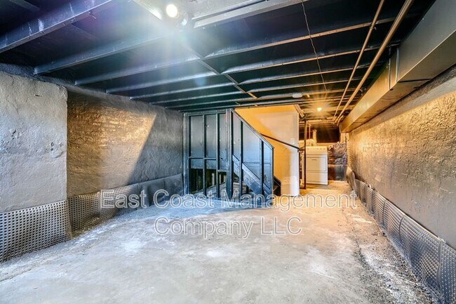 Building Photo - 1820 Brunt St
