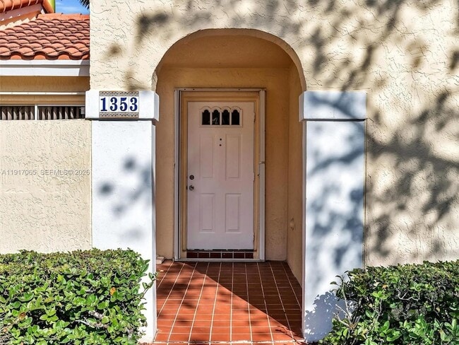 Building Photo - 1353 Springside Dr