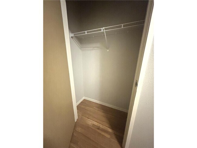 Building Photo - 1901 Pirate Dr