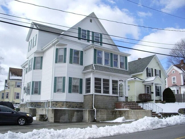 Building Photo - 15 Prospect St