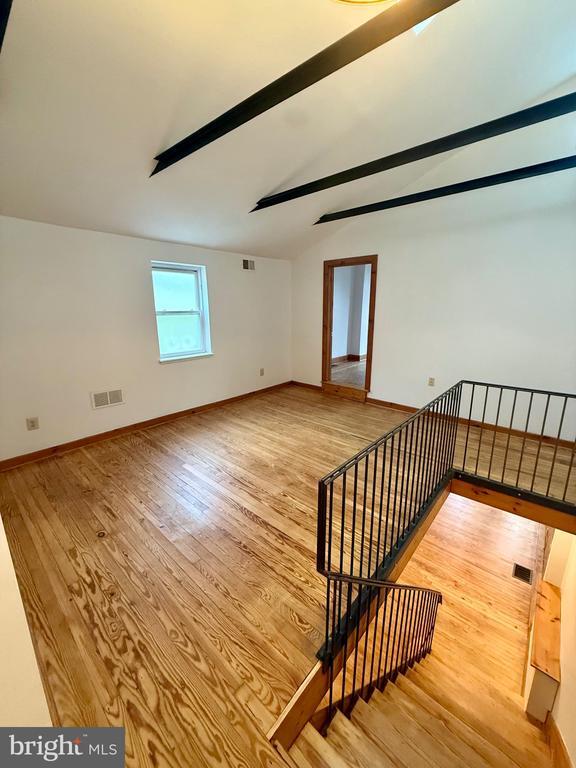 Building Photo - 1249 E Oxford St