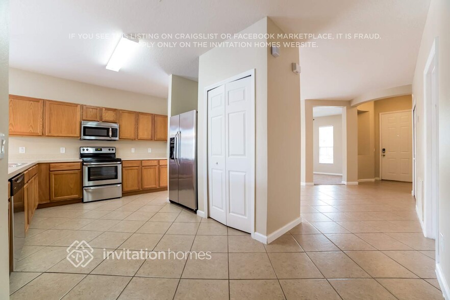 Building Photo - 4285 Canby Dr