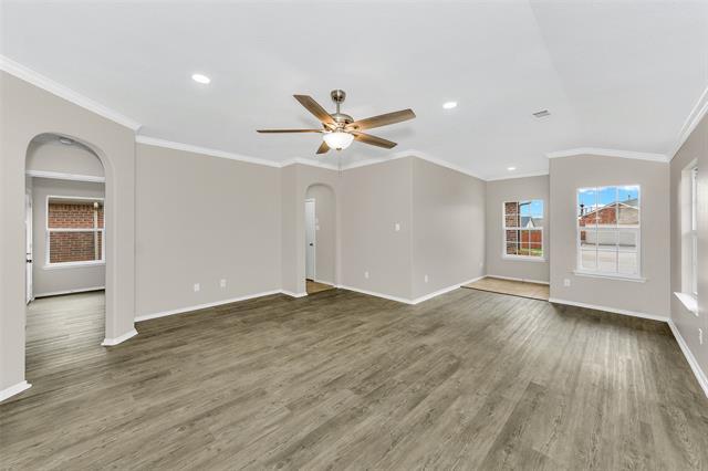 Building Photo - 2201 Sweetwood Dr