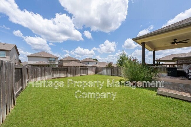 Building Photo - 2080 Cowan Dr