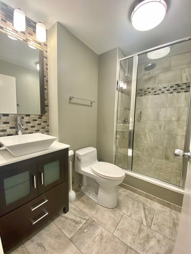 Building Photo - 155 N Harbor Dr