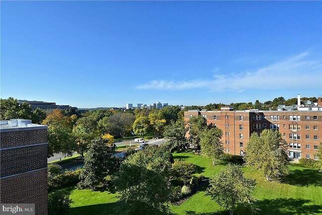 Building Photo - 2500 Q St NW