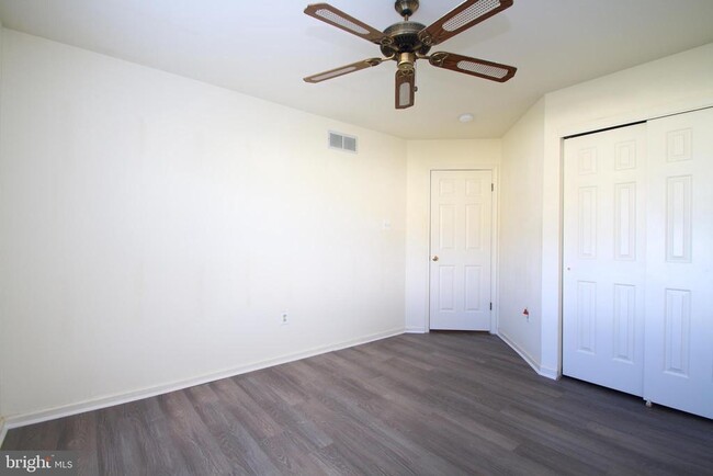 Building Photo - 109 Glennbrook Ct