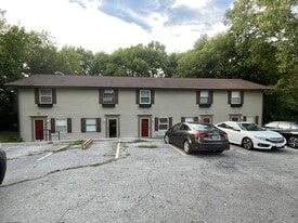 Building Photo - 1405 Forest Ave