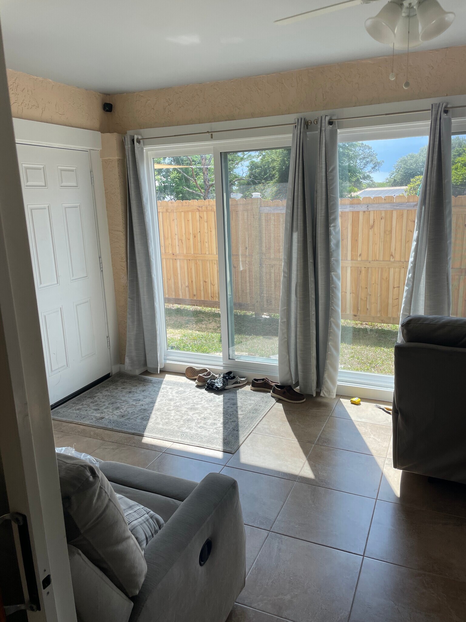 Building Photo - 308 Oak Track Ln