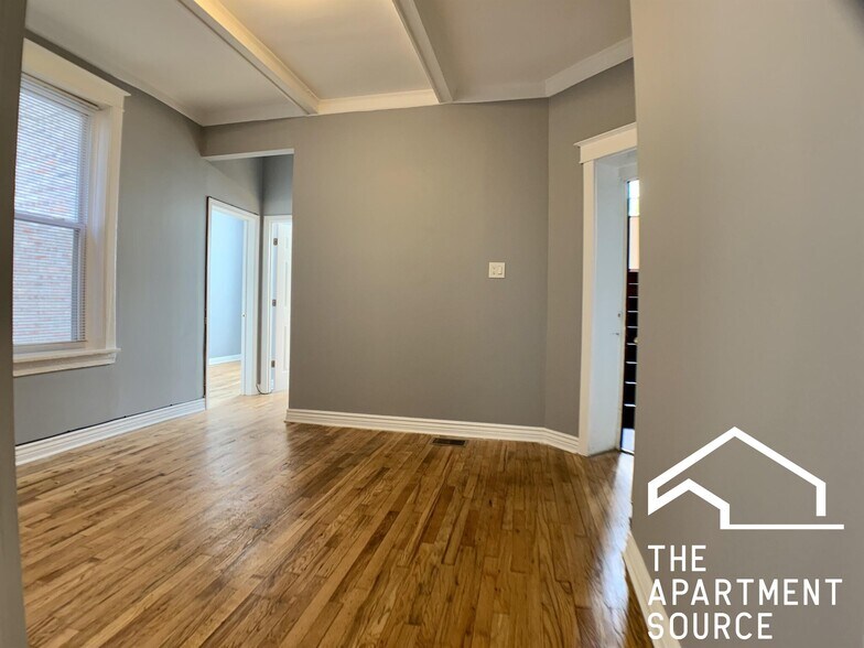 Building Photo - 4056 W Hirsch St