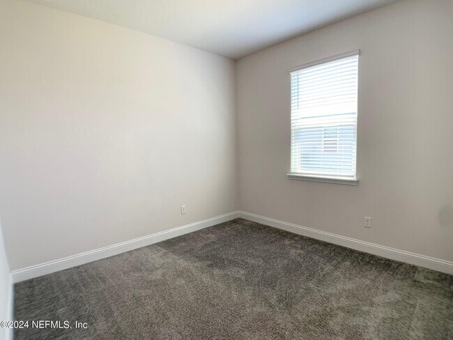 Building Photo - 1499 Tropical Pine Cove