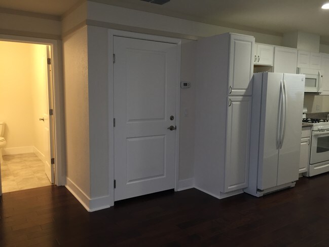 Garage Door & Kitchen - 1321 G St