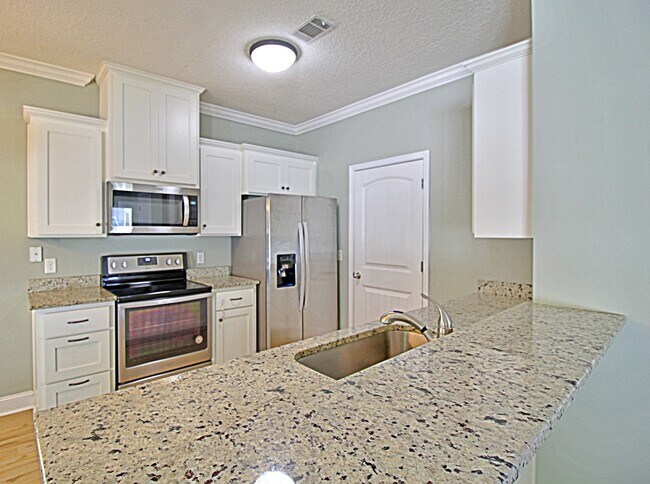 Building Photo - 1208 Cypress Fall Cir