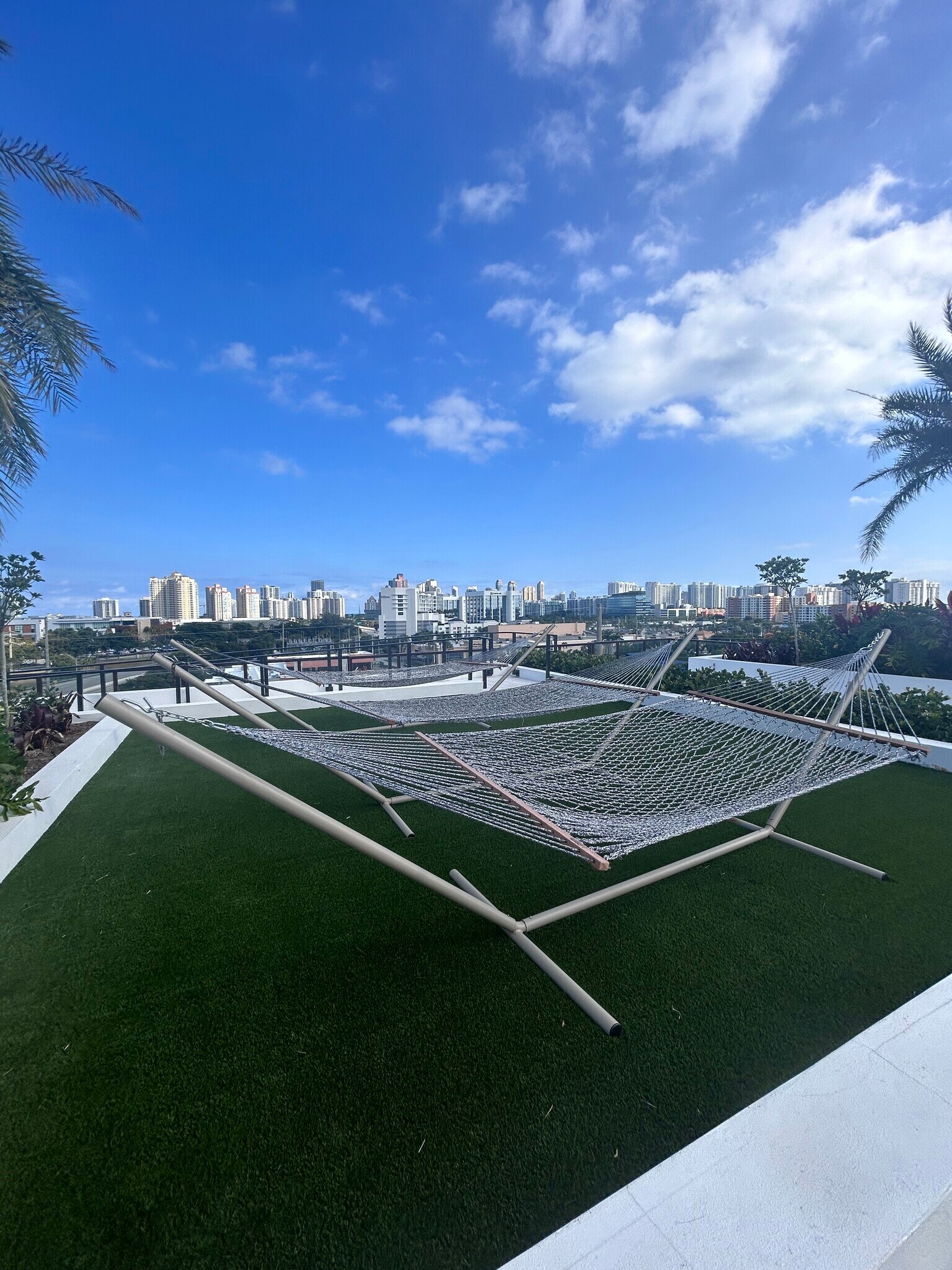 Building Photo - 2385 NE 194th St