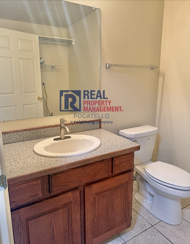Building Photo - 4734-4736 Heidi Ct