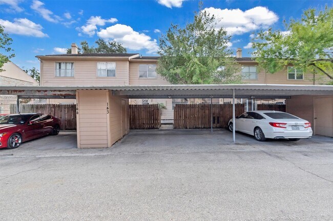 Building Photo - 7700 Creekbend Dr