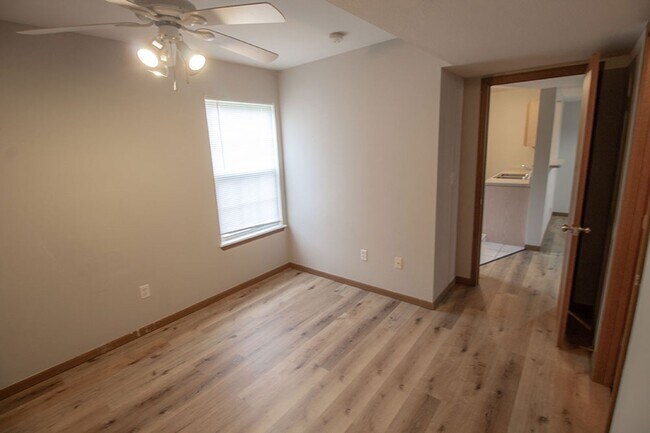 Building Photo - 1516-1518 Citadel Dr.