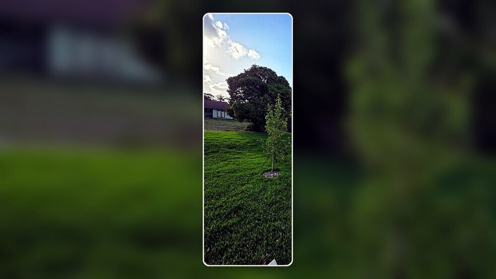 Building Photo - 417 N Deerfield Ave