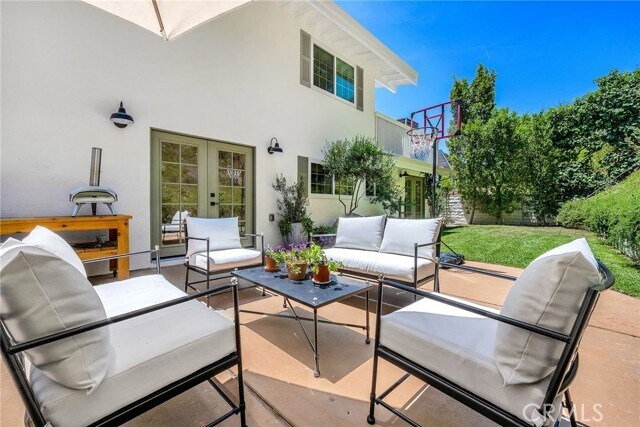 Building Photo - 17152 Escalon Dr