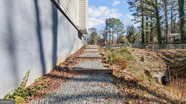 Building Photo - 4433 Coopers Creek Dr SE