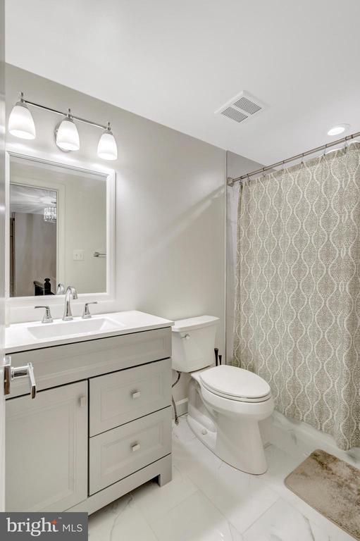 Building Photo - 12552 Garland Tree Ct