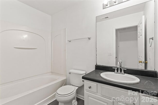 Building Photo - 2724 Mulberry Pond Dr