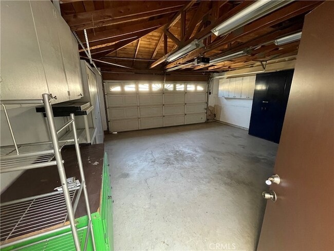 Building Photo - 2668 Hacienda Dr