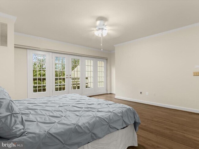 Building Photo - 4424 Westover Pl NW