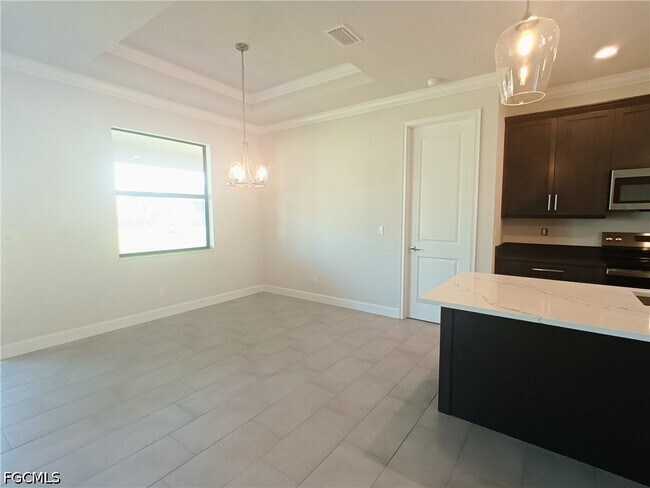 Building Photo - 1017 SW 33rd St