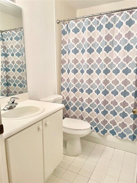 Building Photo - 4321 SW 160th Ave