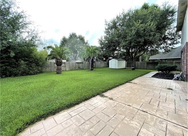 Building Photo - 16407 Stone Prairie Dr