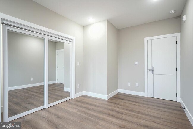 Building Photo - 4432 Wingate St