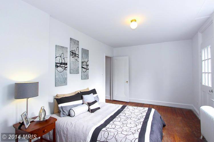 Building Photo - 3623 T St NW