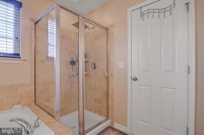 Building Photo - 109 Creekside Wy