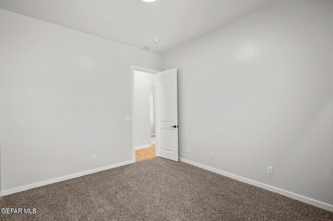 Building Photo - 7305 Cimarron Rim Dr