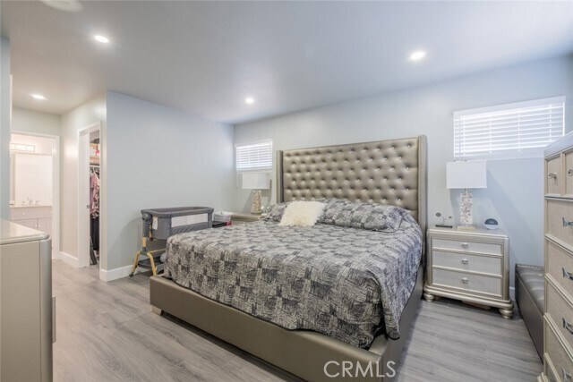 Building Photo - 2052 Chenault Pl