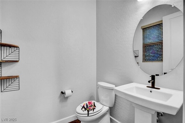 Building Photo - 318 Wind Poppy St