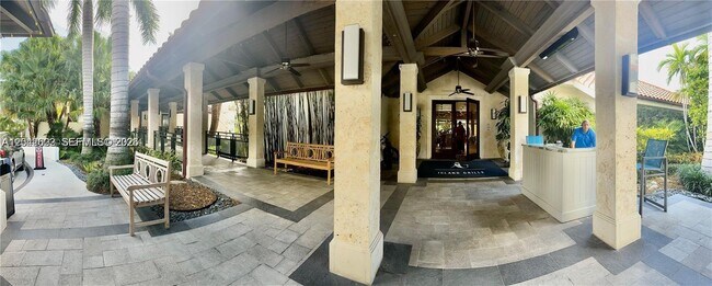 Building Photo - 7000 Island Blvd