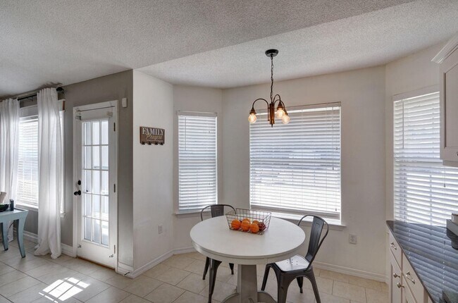 Building Photo - 8271 Branston Dr