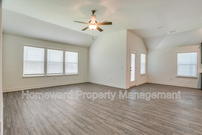 Building Photo - 3617 Cadogan St