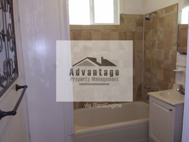 Building Photo - 178 Fayette Ave