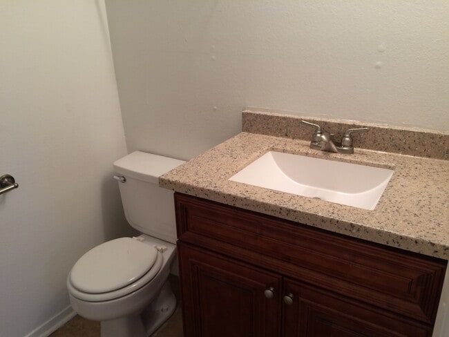 Building Photo - 3705EL