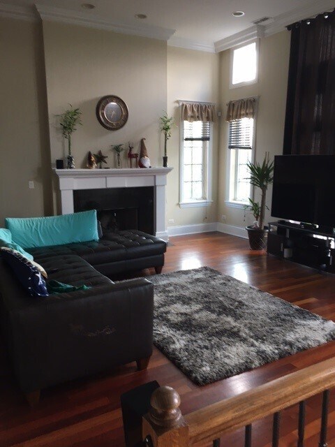 Building Photo - 3543 N Narragansett Ave